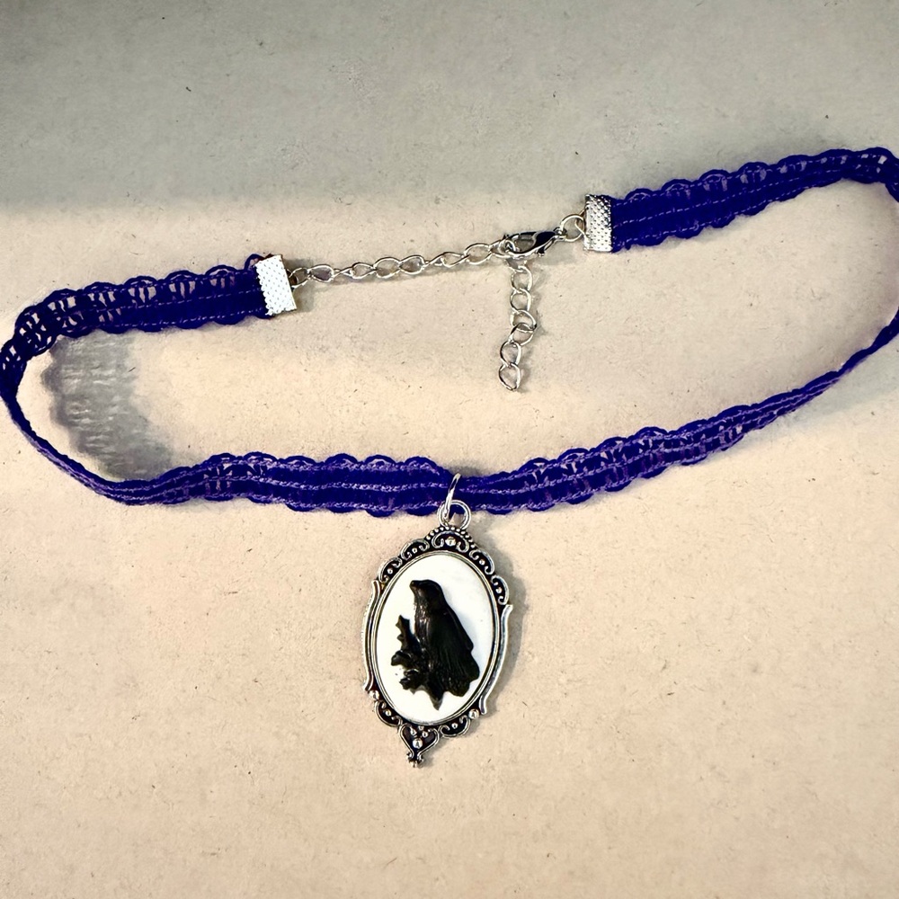 Purple Lace Raven Cameo Pendant Choker Necklace - Women Jewelry